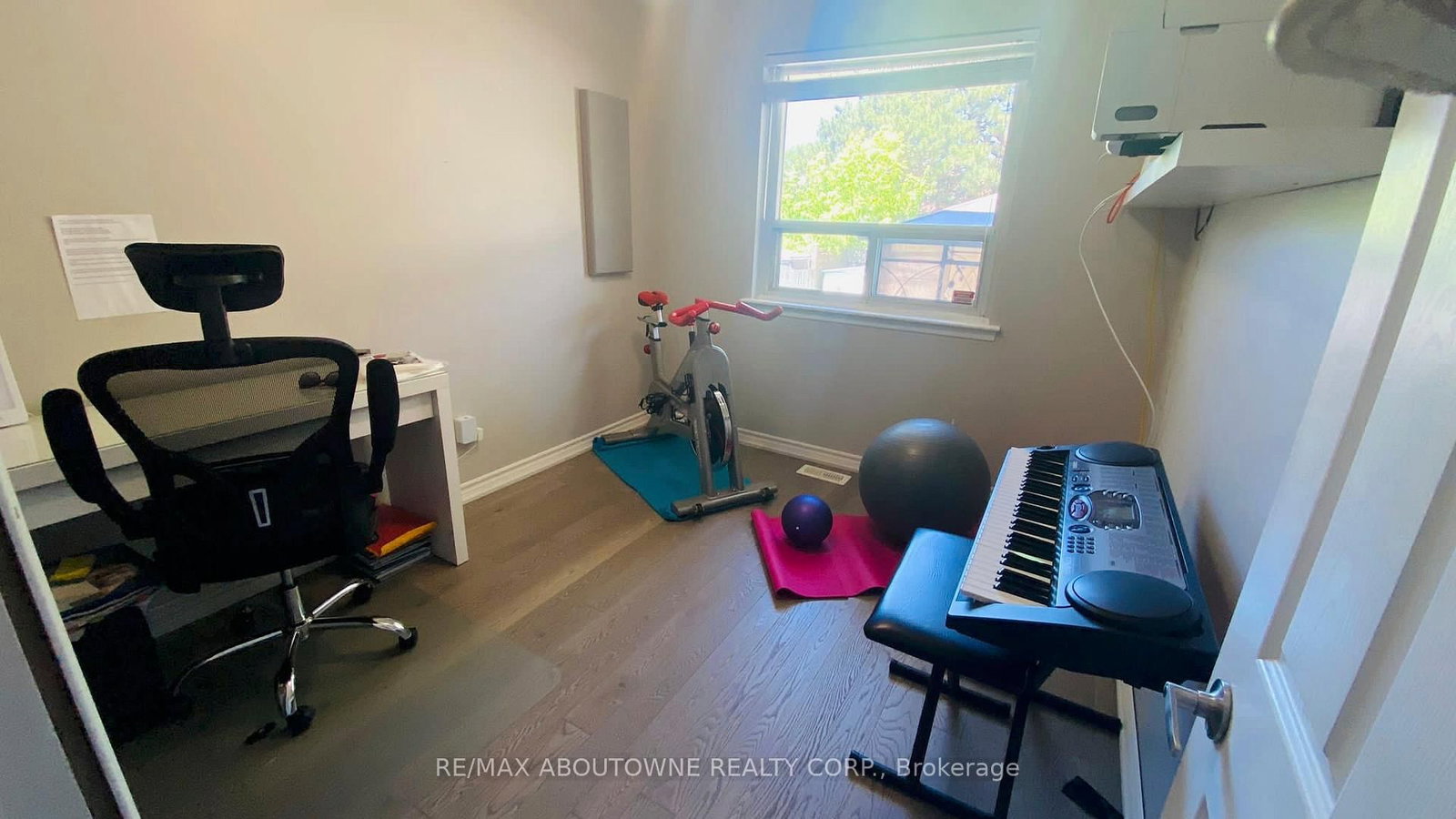 1601 Sandgate Crescent, Unit Main - Photo 18