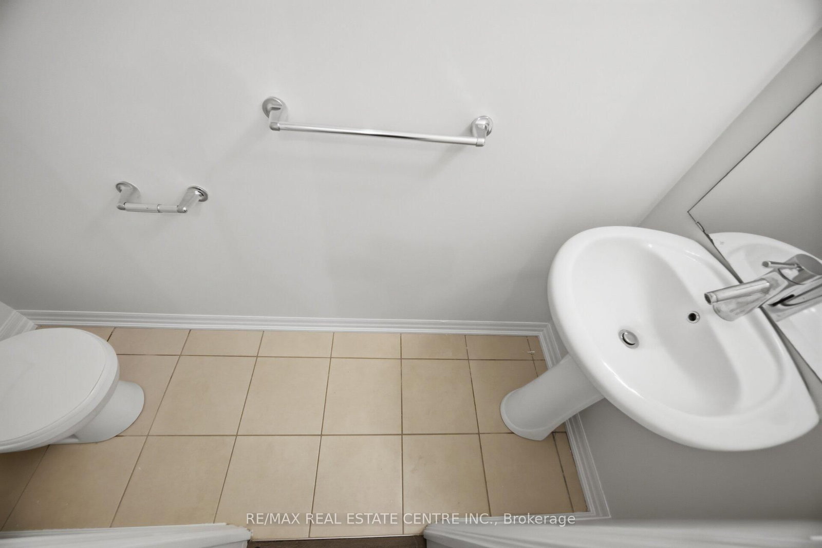 1940 Ironstone Drive, Unit 405 - Photo 25