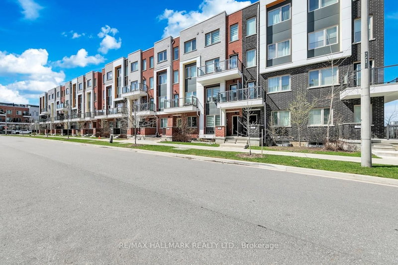 46 William Duncan Rd, Toronto, Ontario