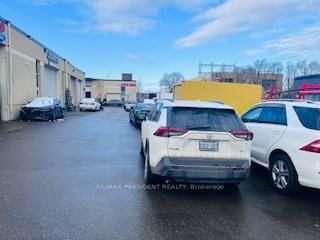 31-32 - 1772 Albion Rd, Toronto, M9V 1C2 | Image 2