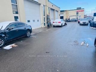 31-32 - 1772 Albion Rd, Toronto, M9V 1C2 | Image 3