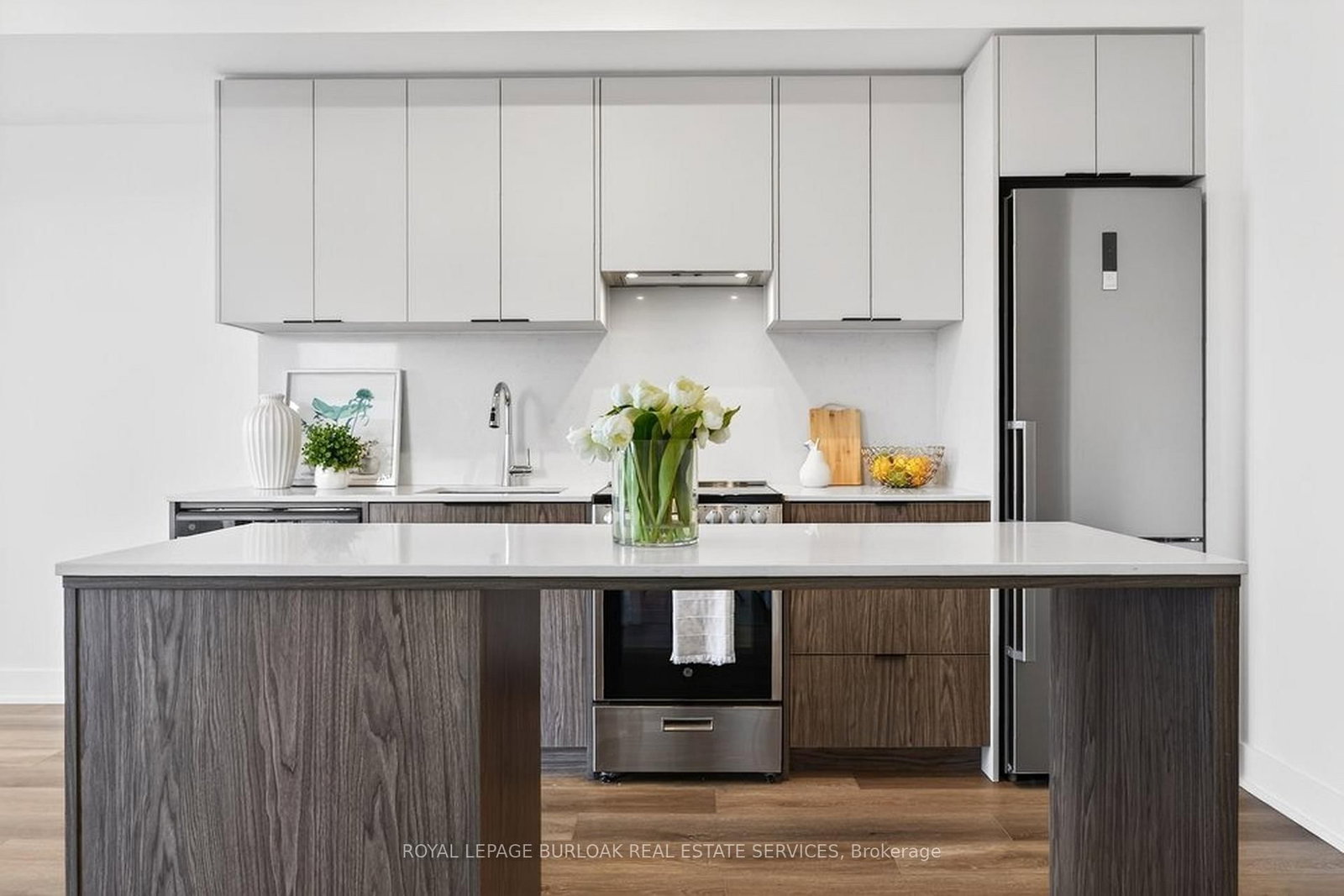 2088 James Street, Unit 702 - Photo 7