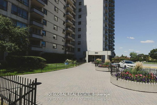 1202 - 390 Dixon Road S