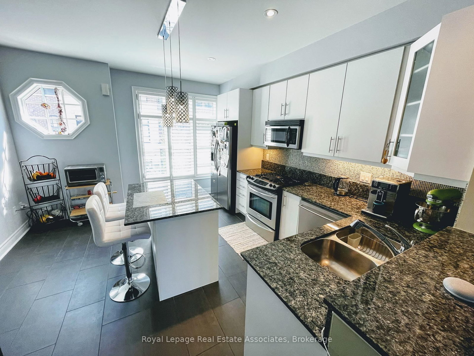 56 Lobo Mews - Photo 4