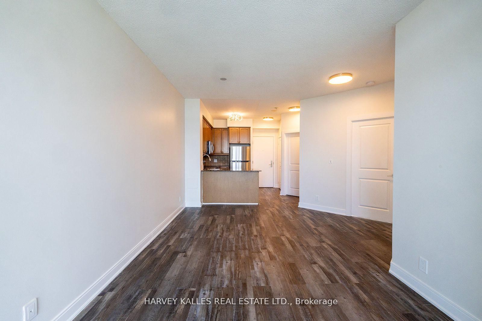 80 Absolute Avenue, Unit 910 - Photo 17