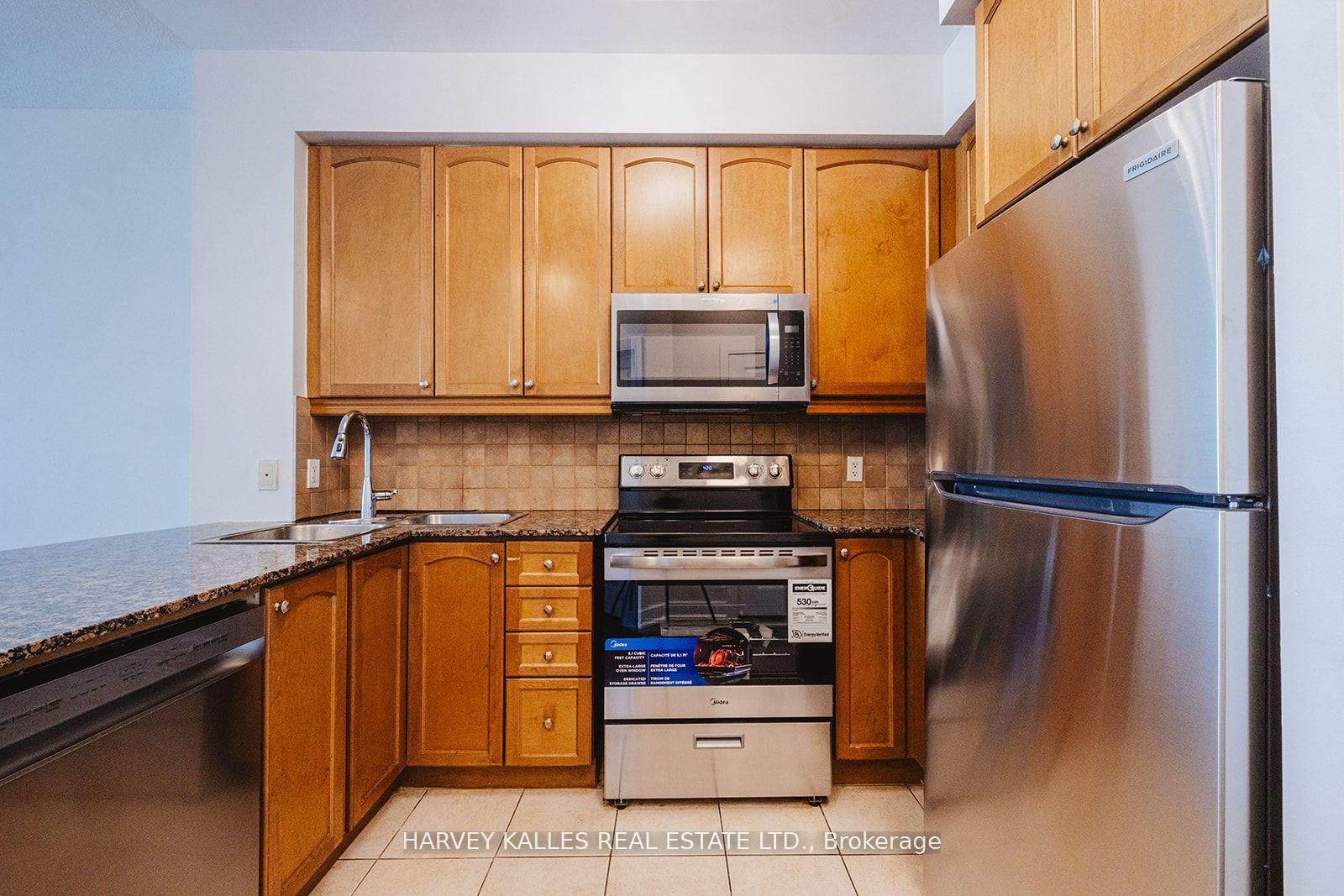 80 Absolute Avenue, Unit 910 - Photo 4