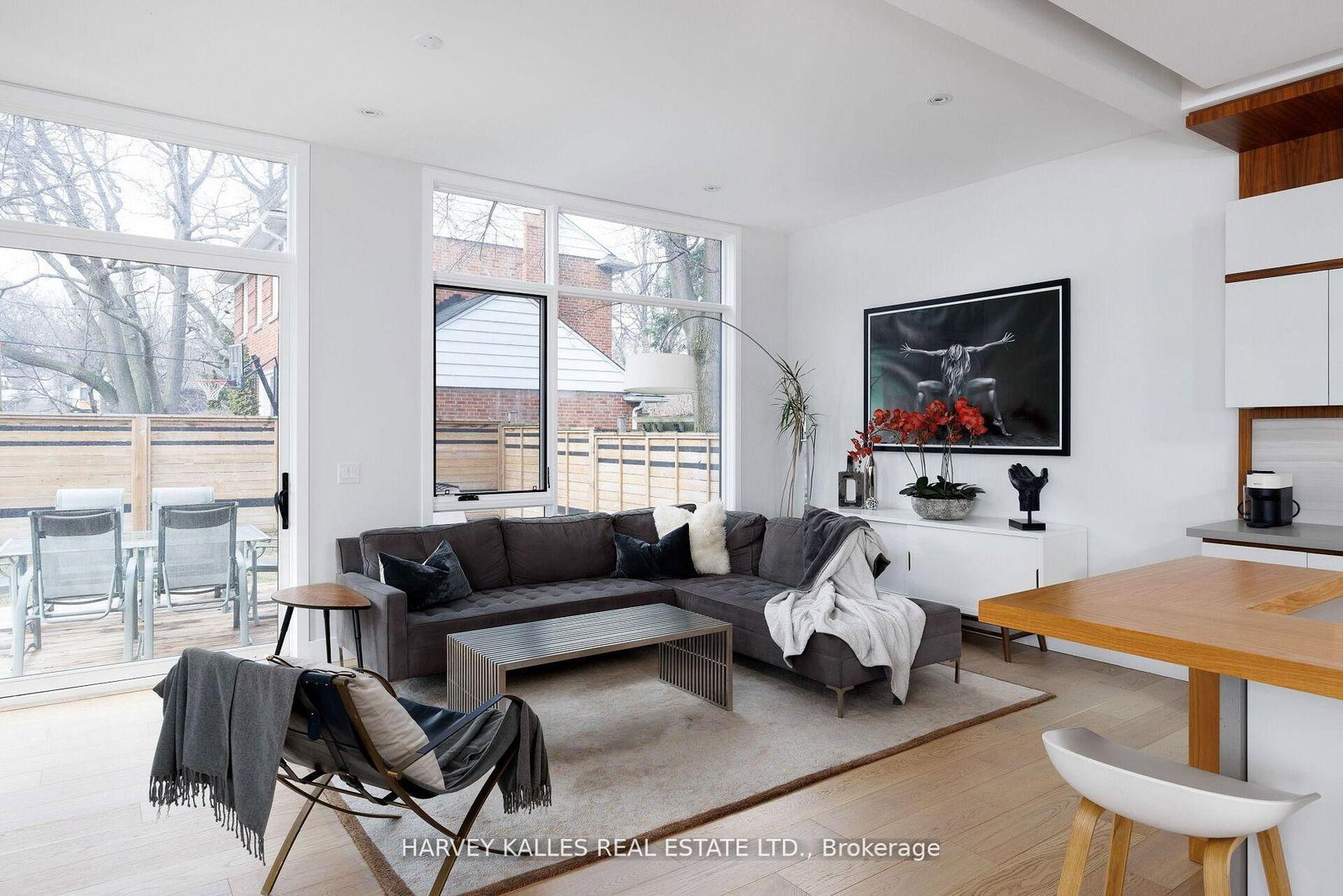 Detached House for sale at 43 Ballacaine Drive, Toronto, Ontario, M8Y 4B1 - Stonegate-Queensway - MLS: W13029896