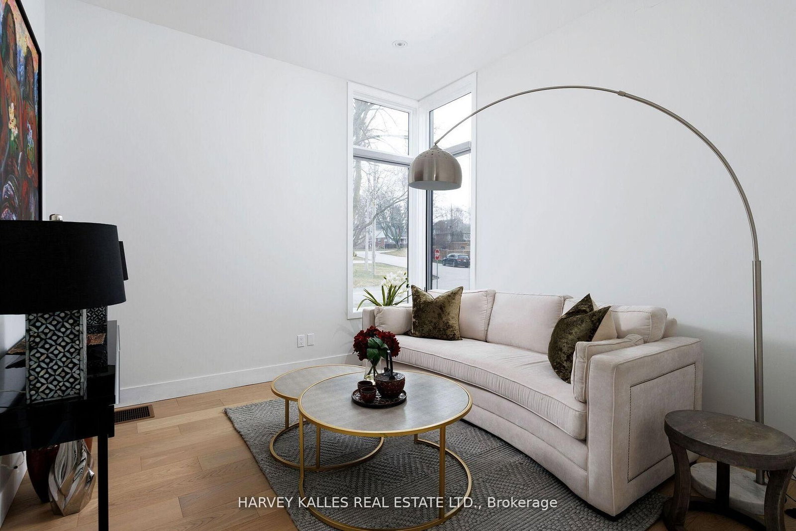 Detached House for sale at 43 Ballacaine Drive, Toronto, Ontario, M8Y 4B1 - Stonegate-Queensway - MLS: W13029896