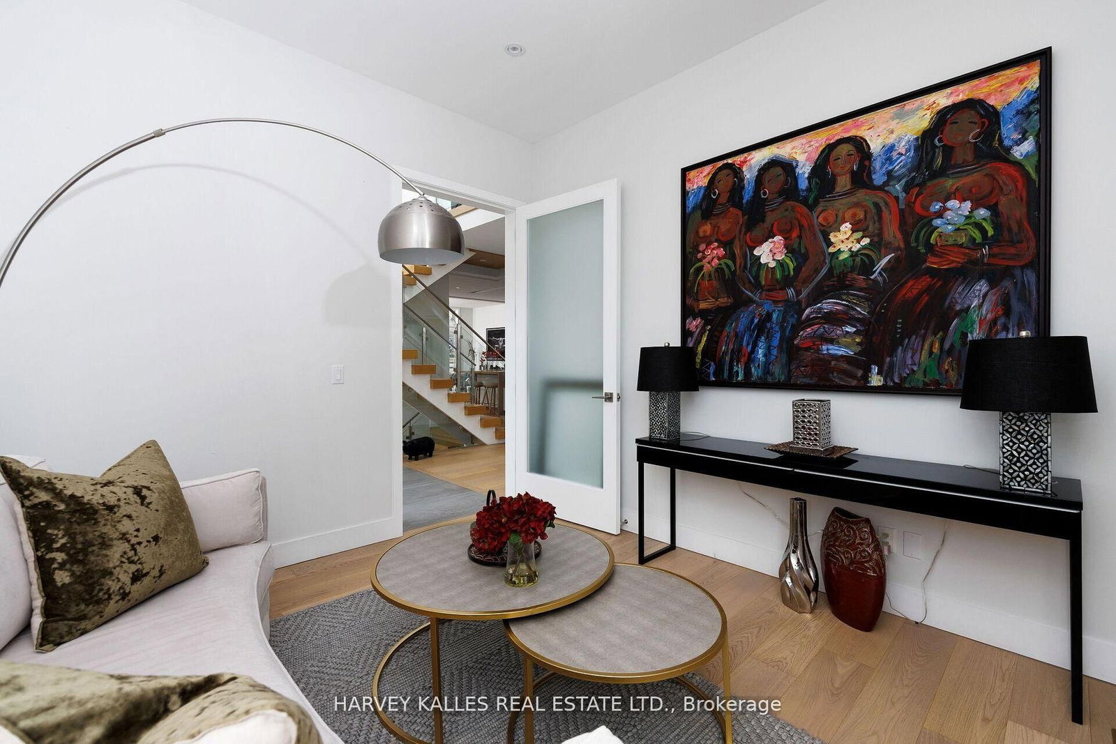 Detached House for sale at 43 Ballacaine Drive, Toronto, Ontario, M8Y 4B1 - Stonegate-Queensway - MLS: W13029896