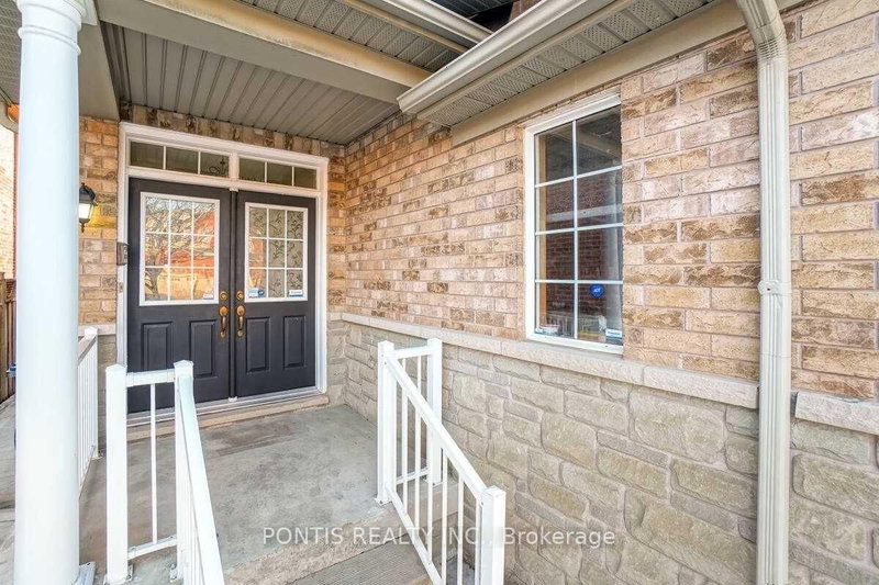 58 Rubysilver Dr, Brampton, L6P 1P9 | Image 2