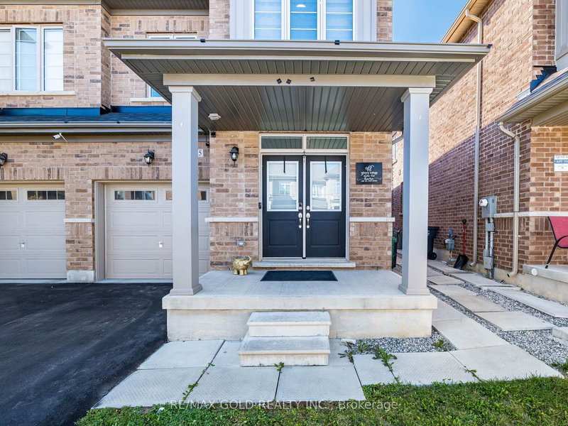 105 Boathouse Rd, Brampton, L7A 5B7 | Image 3