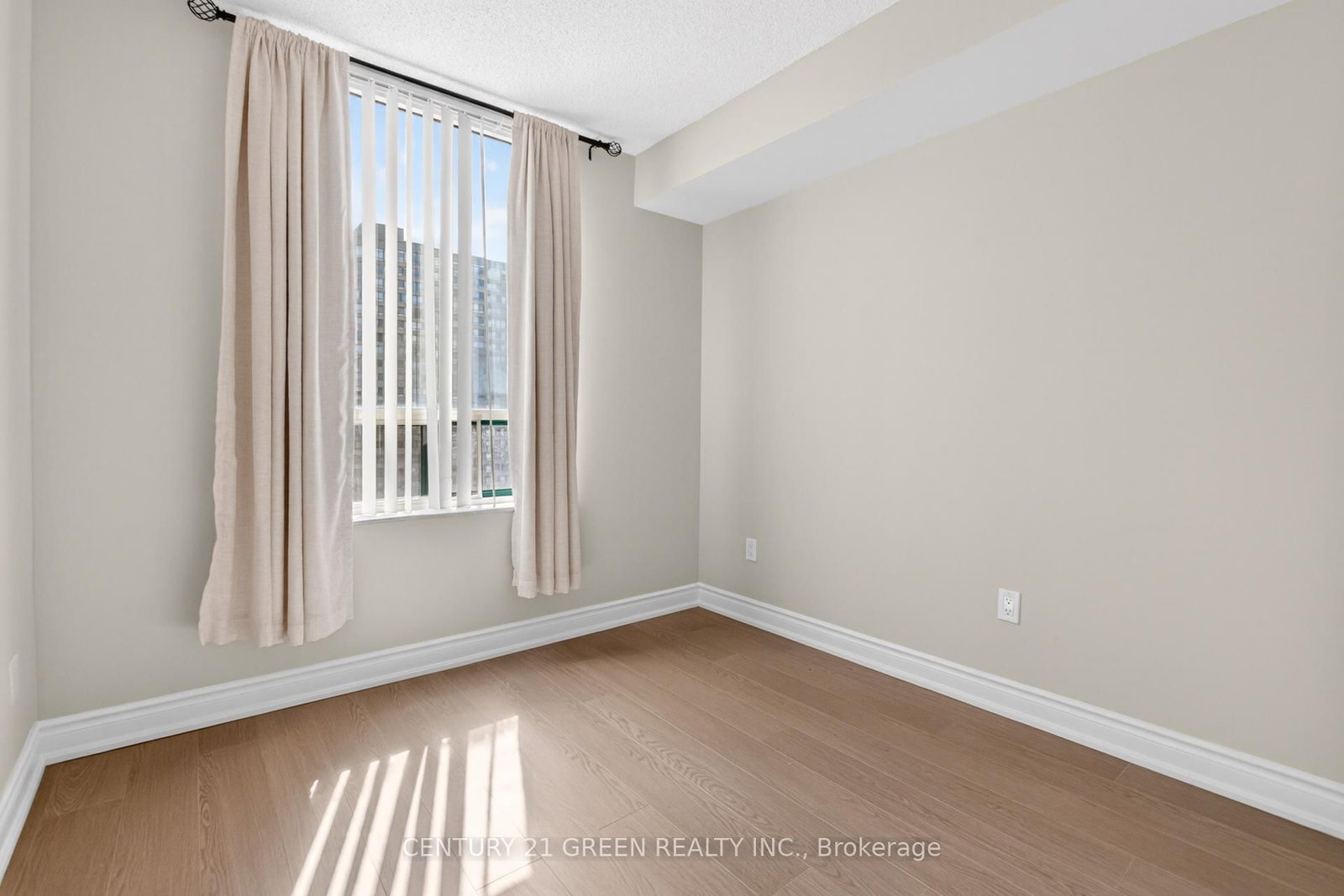 265 Enfield Place, Unit 1101 - Photo 10
