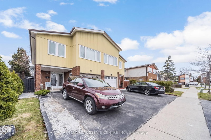 48 Horne Dr, Brampton, L6V 2V3 | Image 3