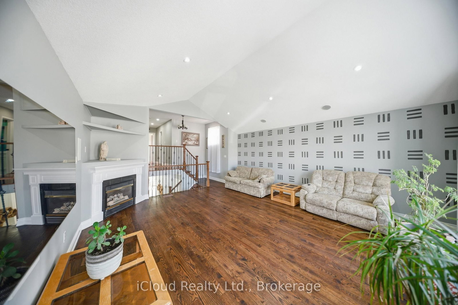 7389 Sandhurst Drive - Photo 23