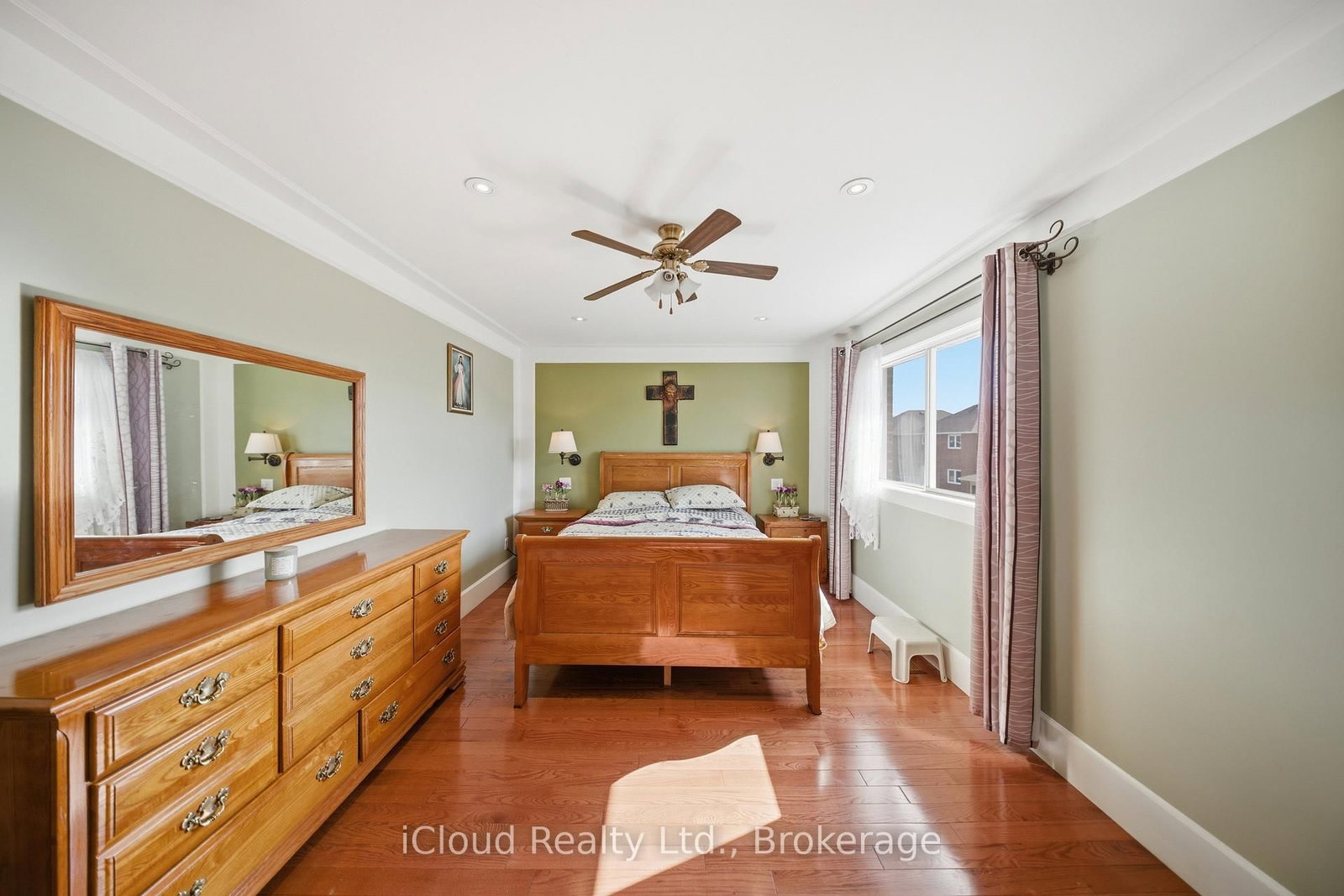 7389 Sandhurst Drive - Photo 29