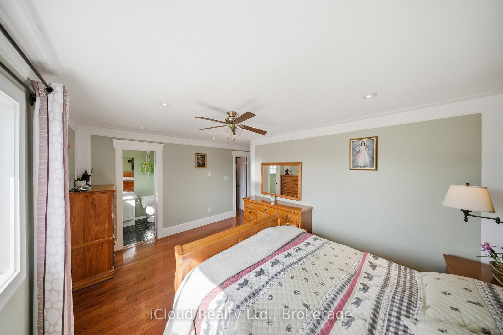 7389 Sandhurst Drive - Photo 30