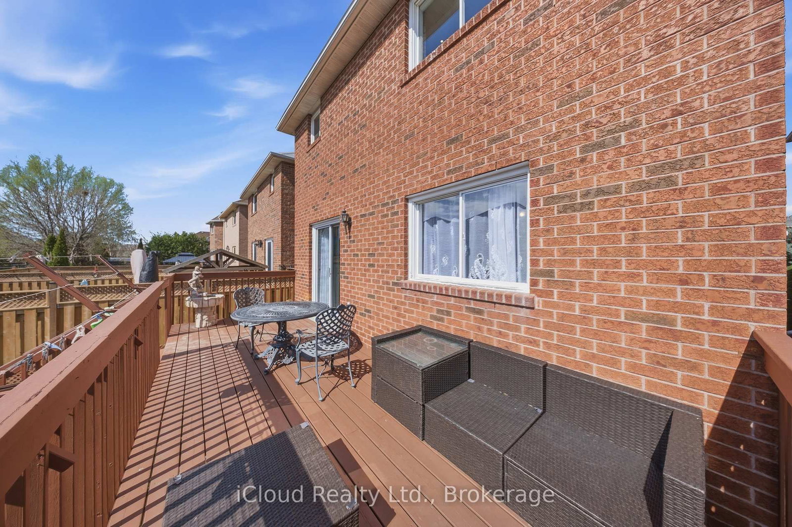 7389 Sandhurst Drive - Photo 40