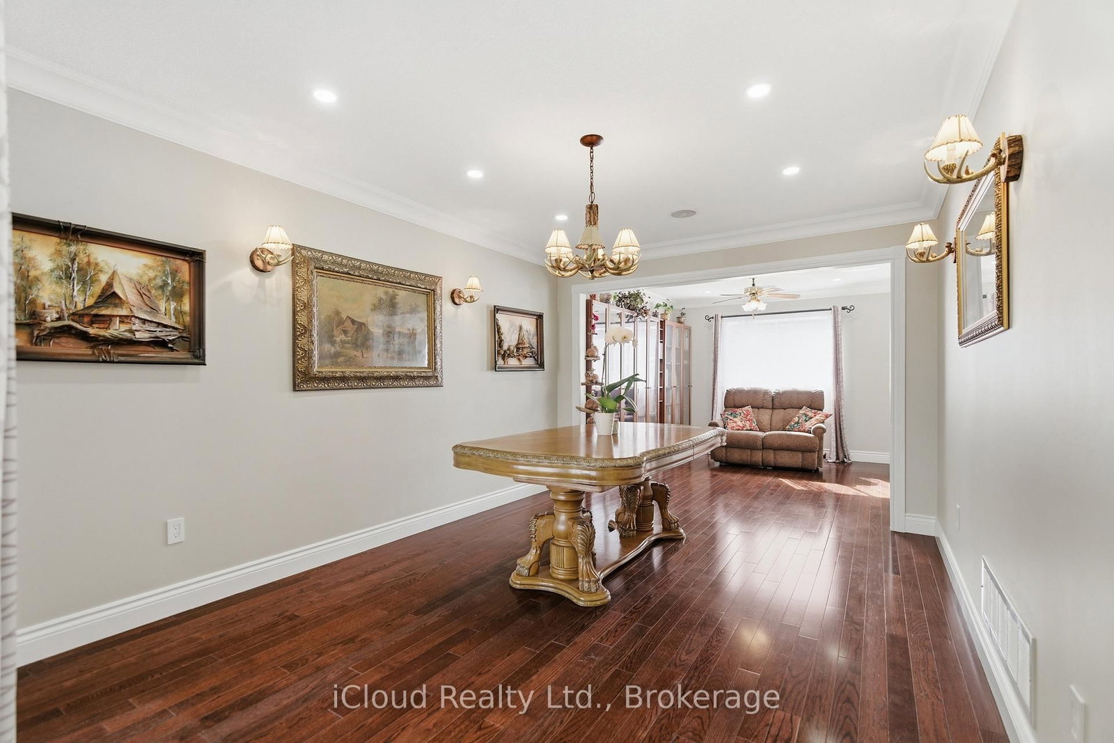 7389 Sandhurst Drive - Photo 8