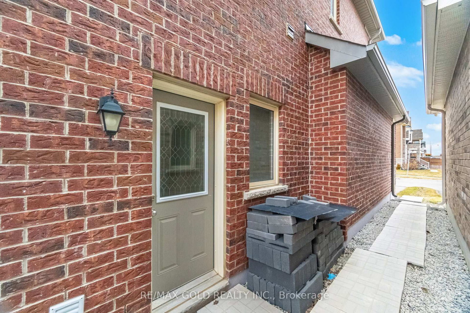 11 Sinatra Street - Photo 20