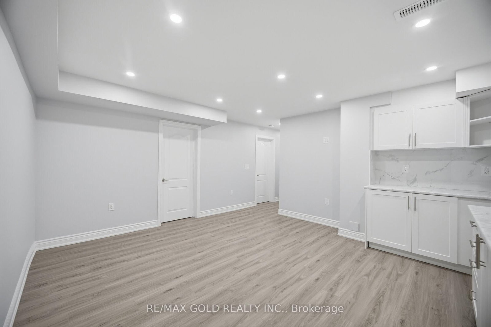 11 Sinatra Street - Photo 23