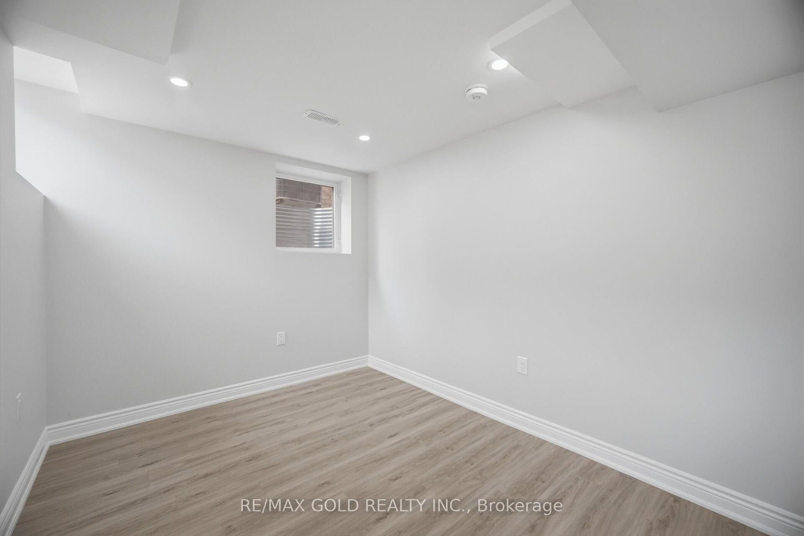 11 Sinatra Street - Photo 25