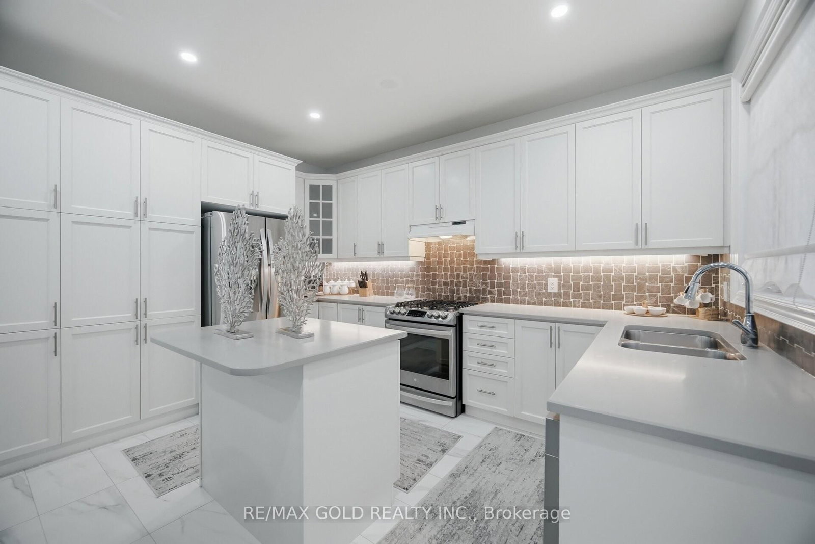 11 Sinatra Street - Photo 9