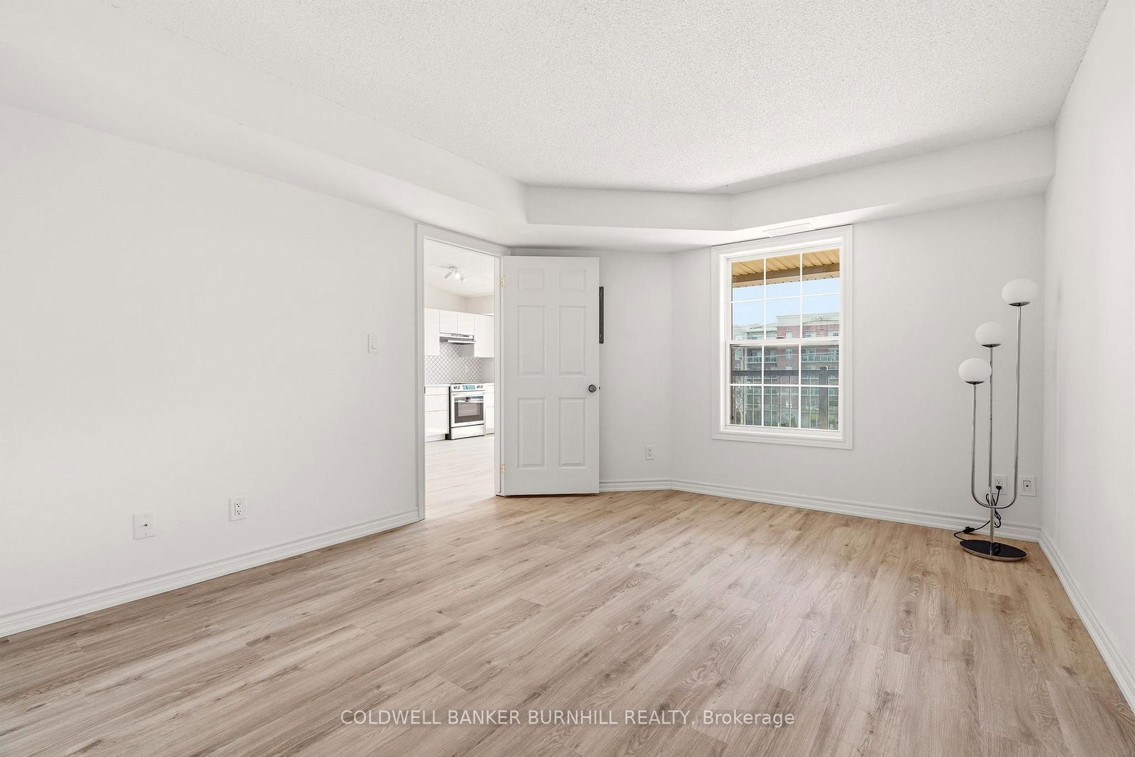 2055 APPLEBY Line, Unit 411 - Photo 15