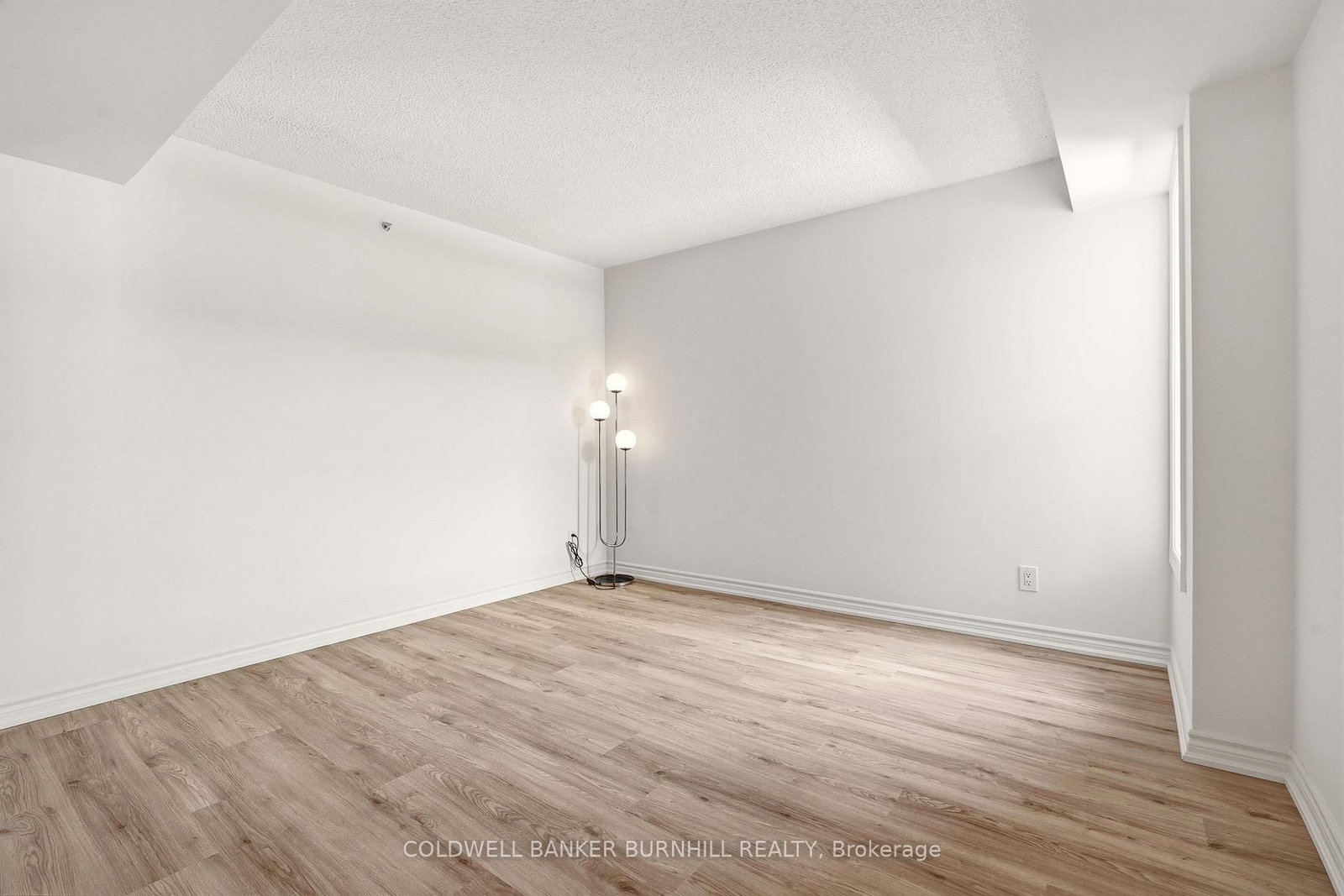 2055 APPLEBY Line, Unit 411 - Photo 23