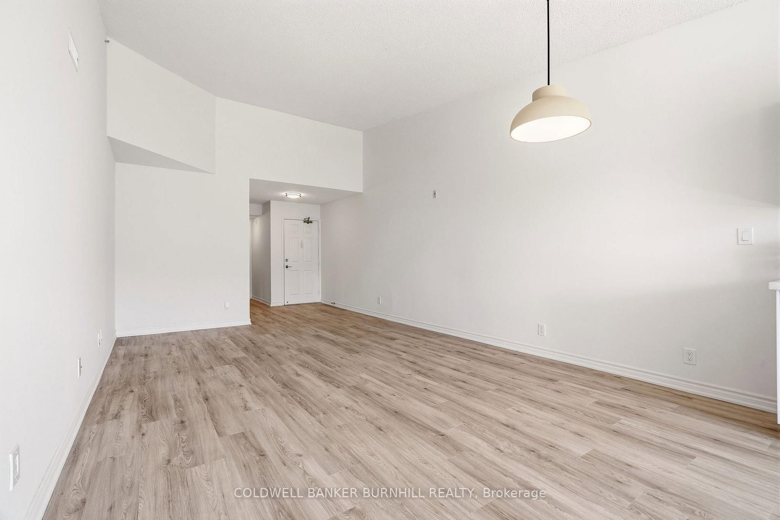 2055 APPLEBY Line, Unit 411 - Photo 7