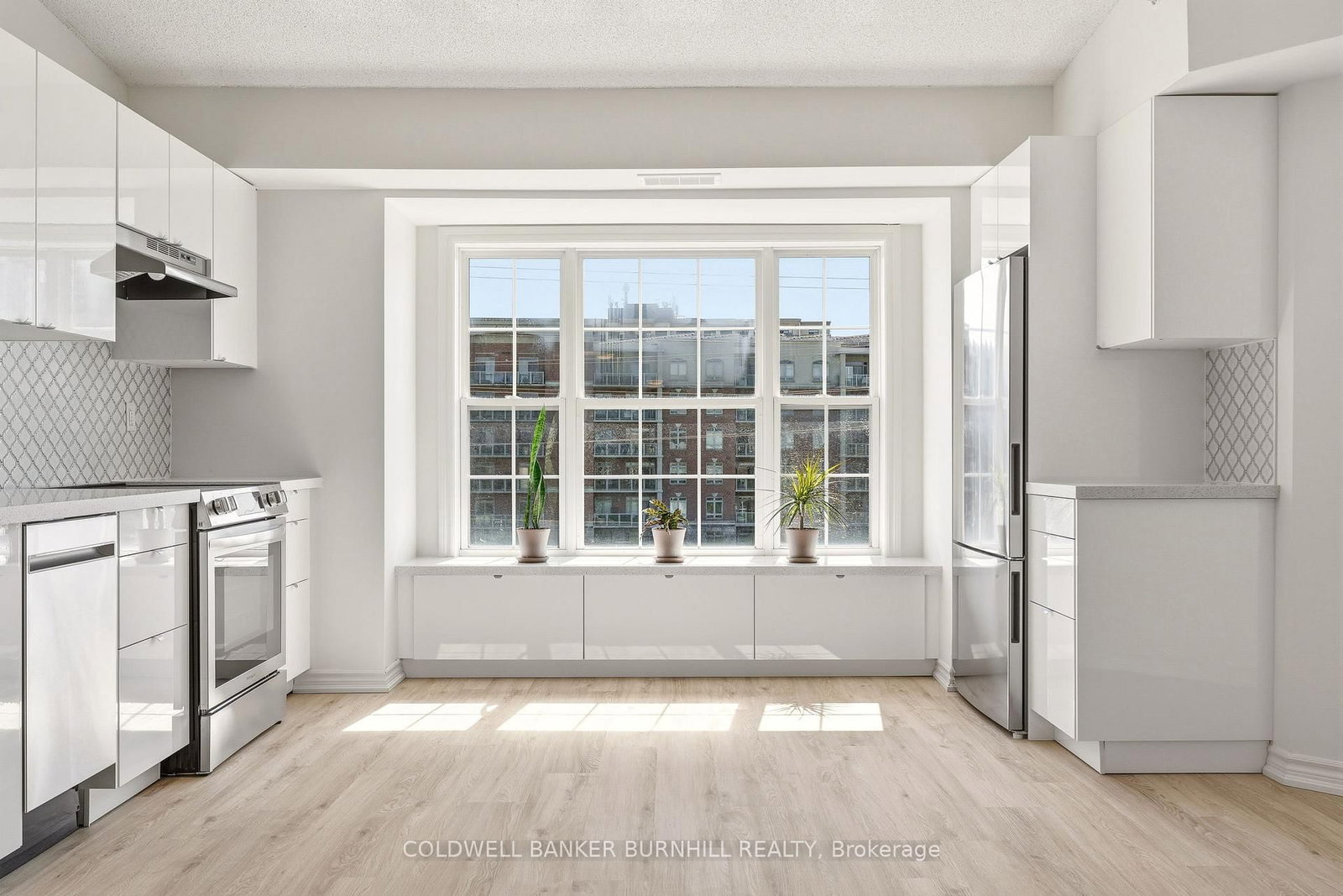 2055 APPLEBY Line, Unit 411 - Photo 9