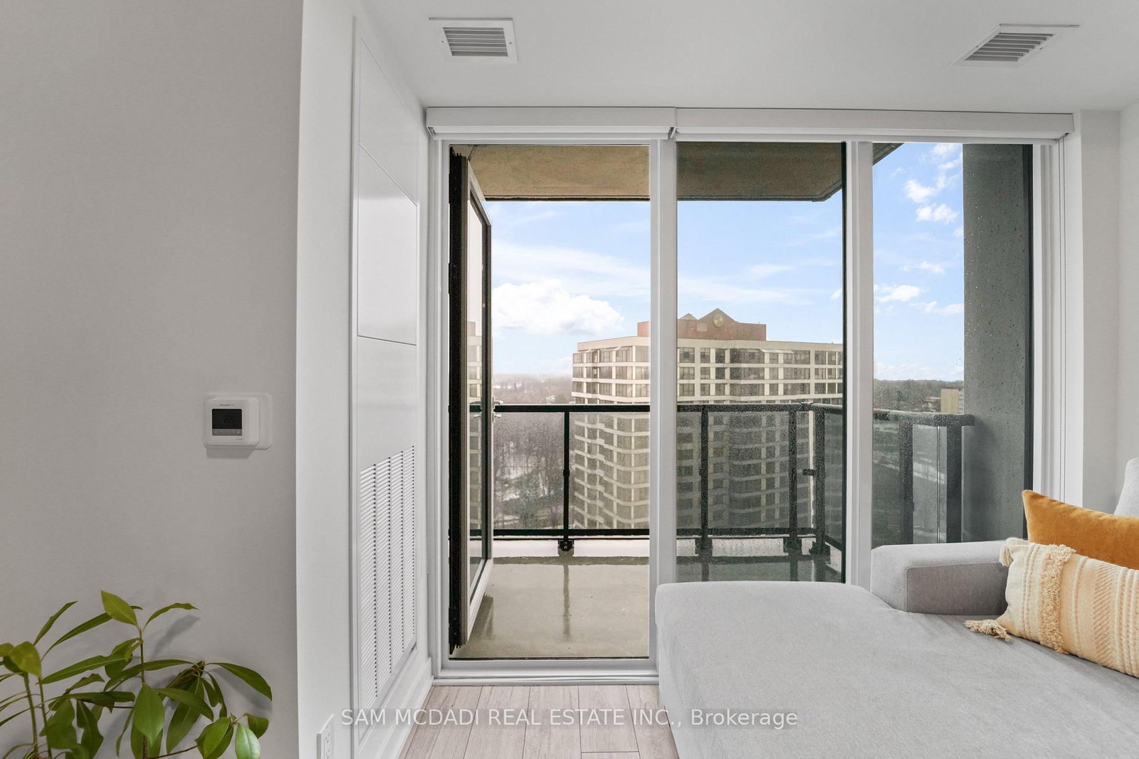 1035 Southdown Road, Unit 1403 - Photo 23