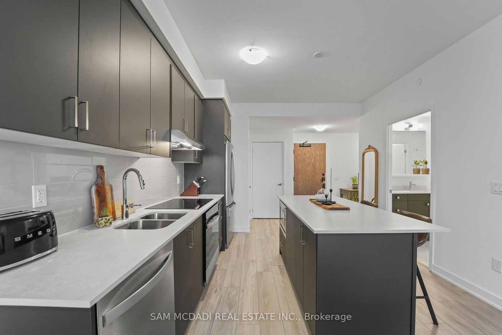 1035 Southdown Road, Unit 1403 - Photo 9