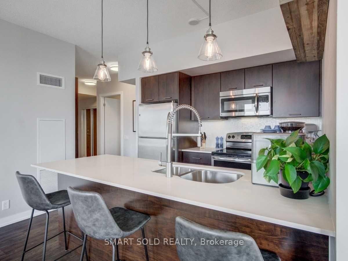 2212 Lake Shore Boulevard, Unit 1503 - Photo 13