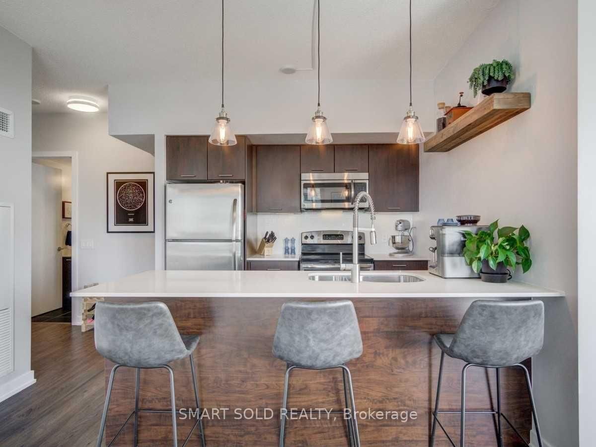 2212 Lake Shore Boulevard, Unit 1503 - Photo 4