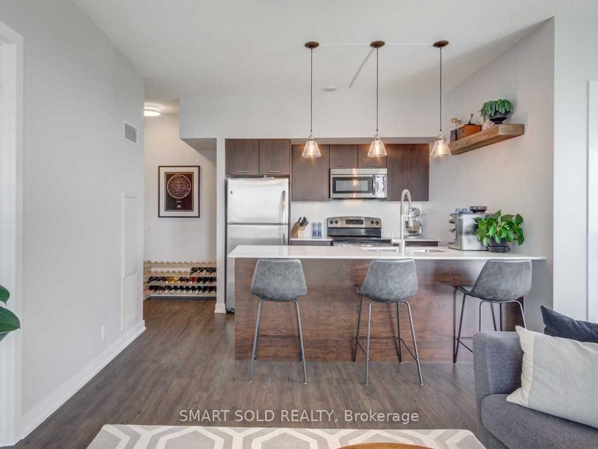 2212 Lake Shore Boulevard, Unit 1503 - Photo 9