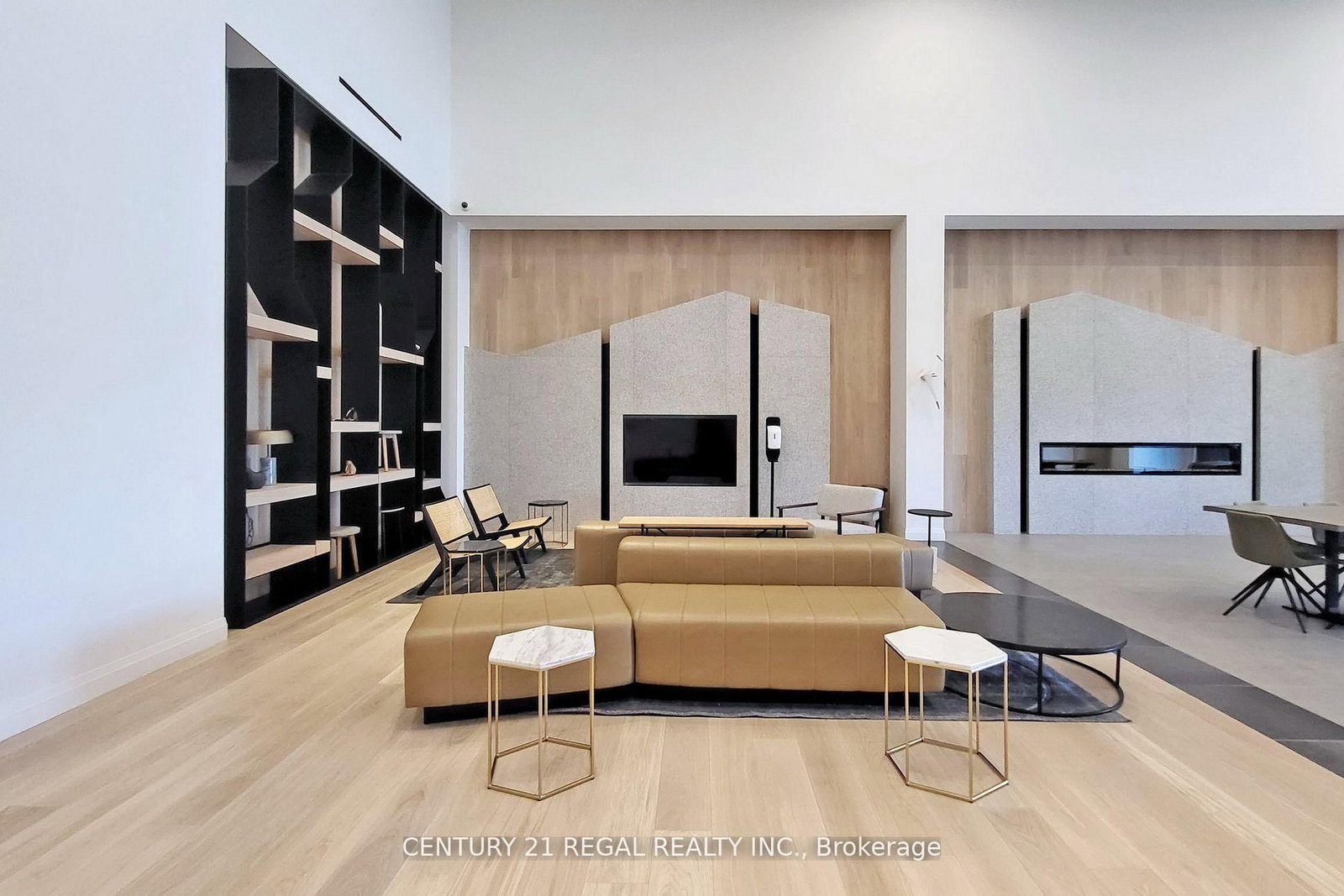 50 George Butchart Drive, Unit 113 - Photo 17