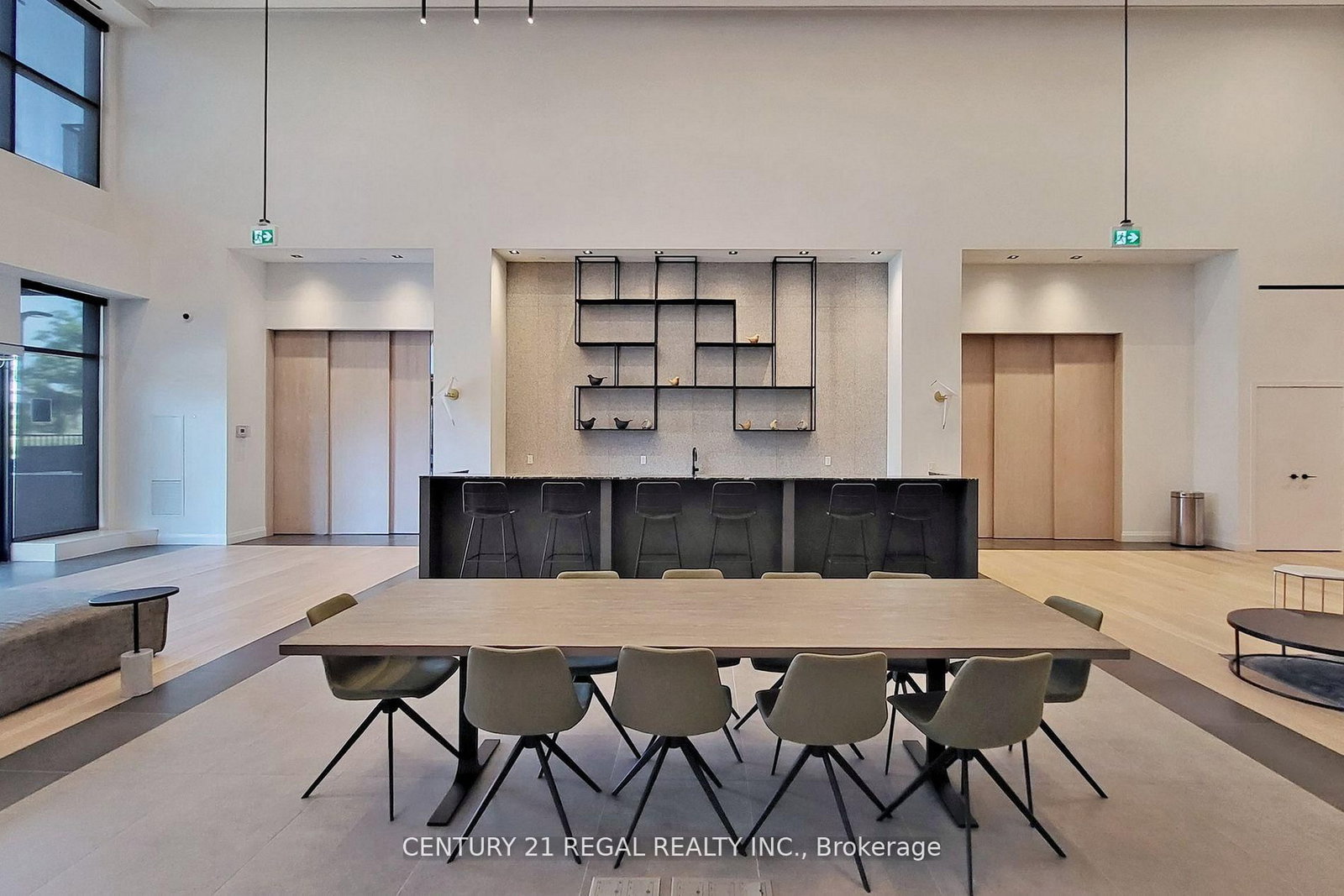 50 George Butchart Drive, Unit 113 - Photo 21