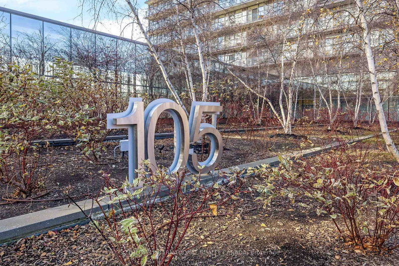 1601 - 105 The Queensway Ave, Toronto, M6S 5B5 | Image 2
