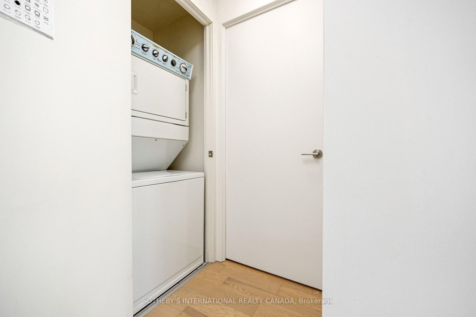 105 The Queensway Avenue, Unit 1601 - Photo 26