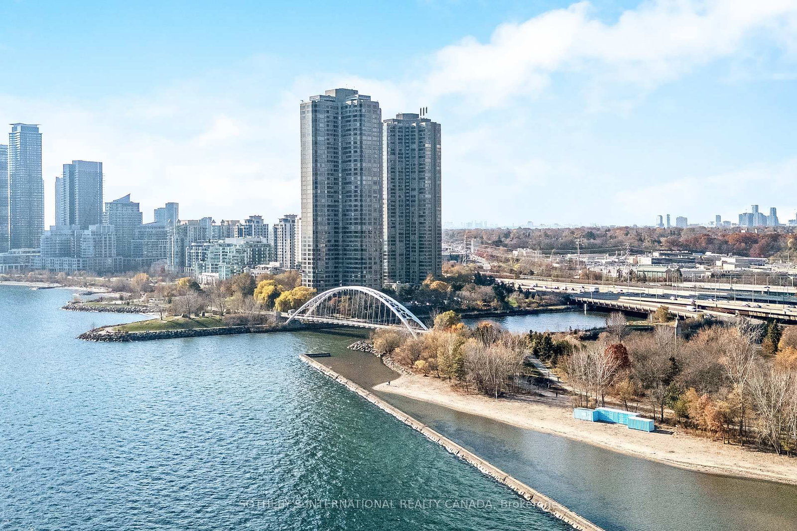 105 The Queensway Avenue, Unit 1601 - Photo 39