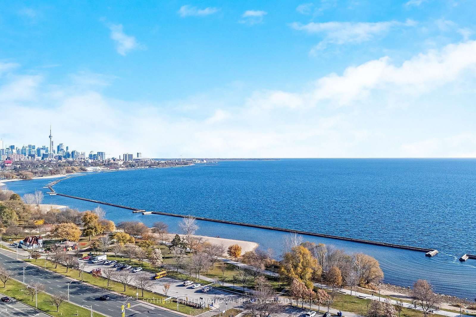 105 The Queensway Avenue, Unit 1601 - Photo 40