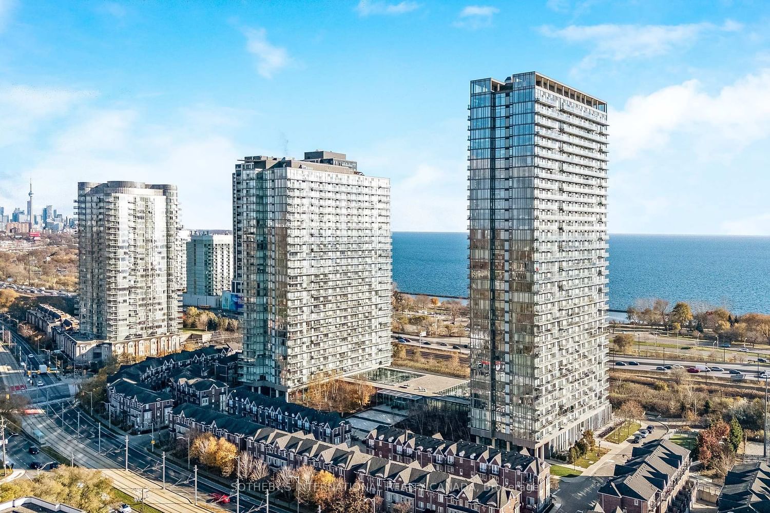 105 The Queensway Avenue, Unit 1601 - Photo 45