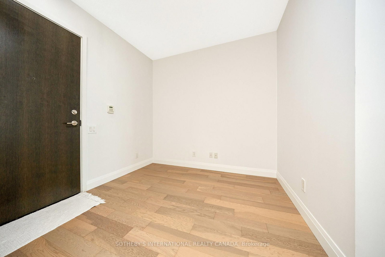 105 The Queensway Avenue, Unit 1601 - Photo 8