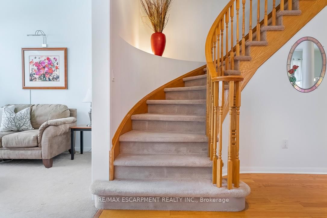 1211 Barr Crescent - Photo 22