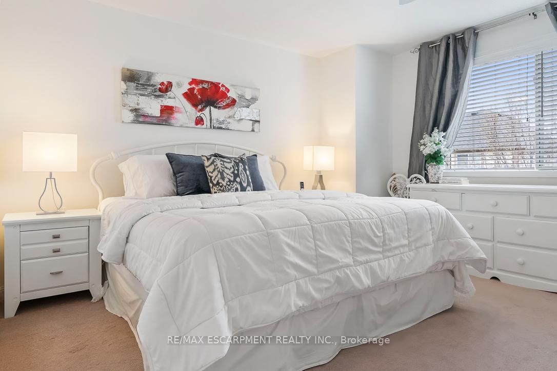 1211 Barr Crescent - Photo 23