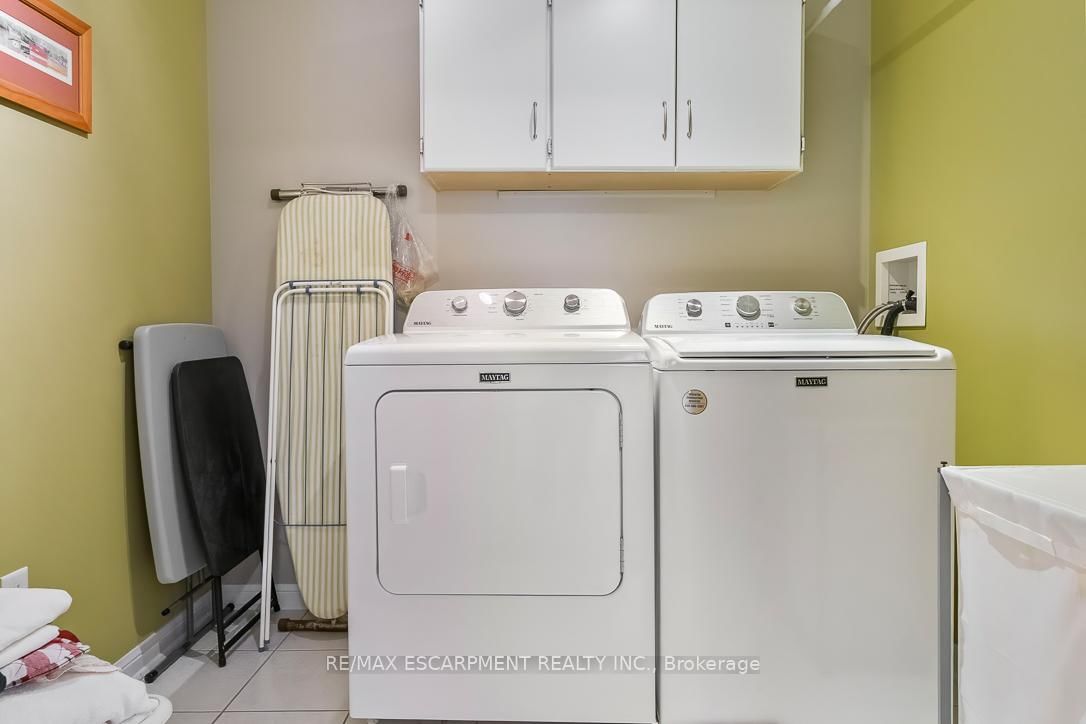 1211 Barr Crescent - Photo 34