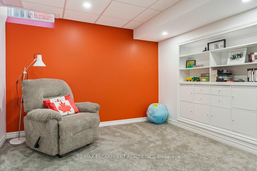 1211 Barr Crescent - Photo 39