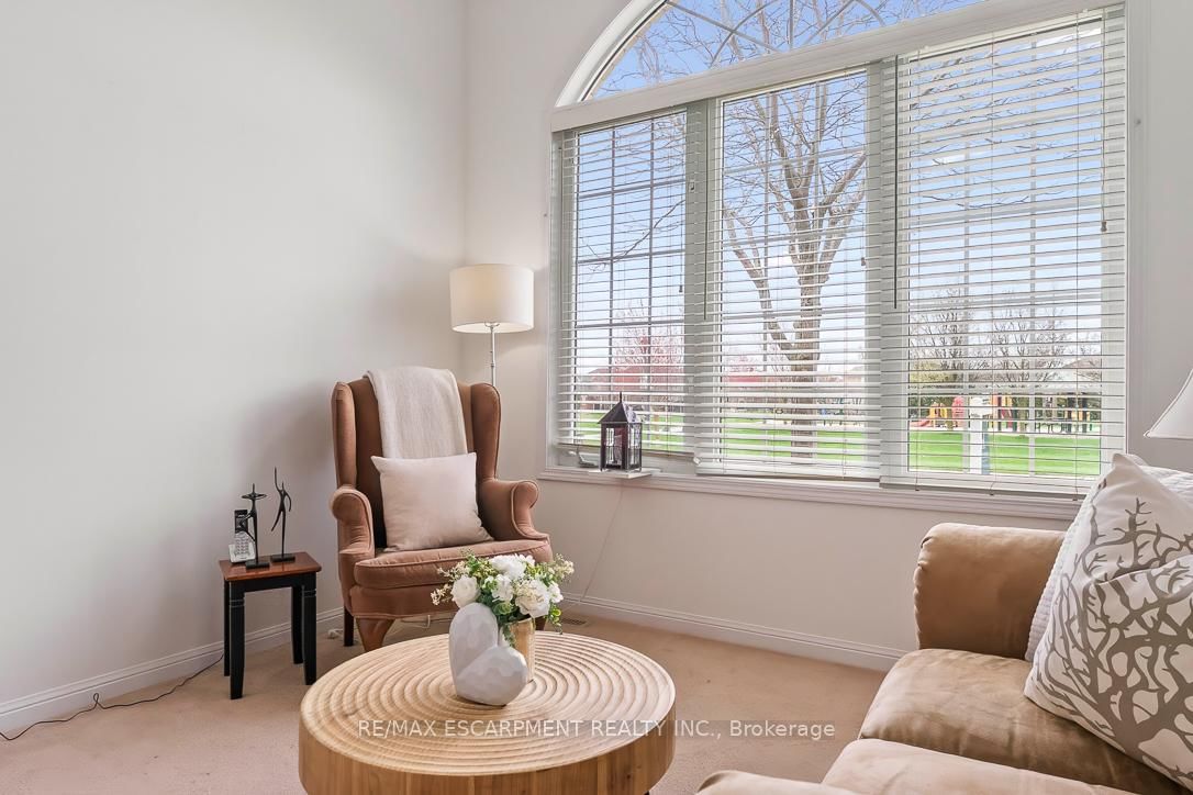 1211 Barr Crescent - Photo 7