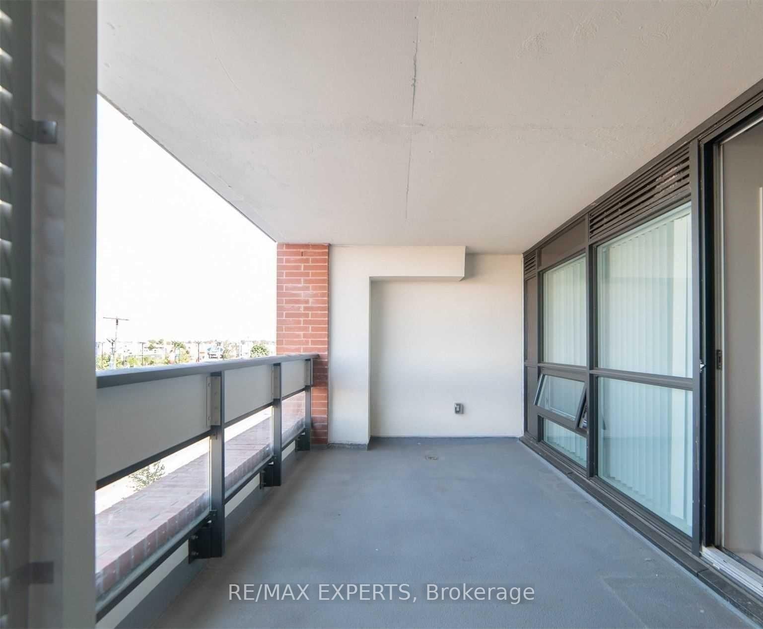 3091 Dufferin Street, Unit 405 - Photo 12