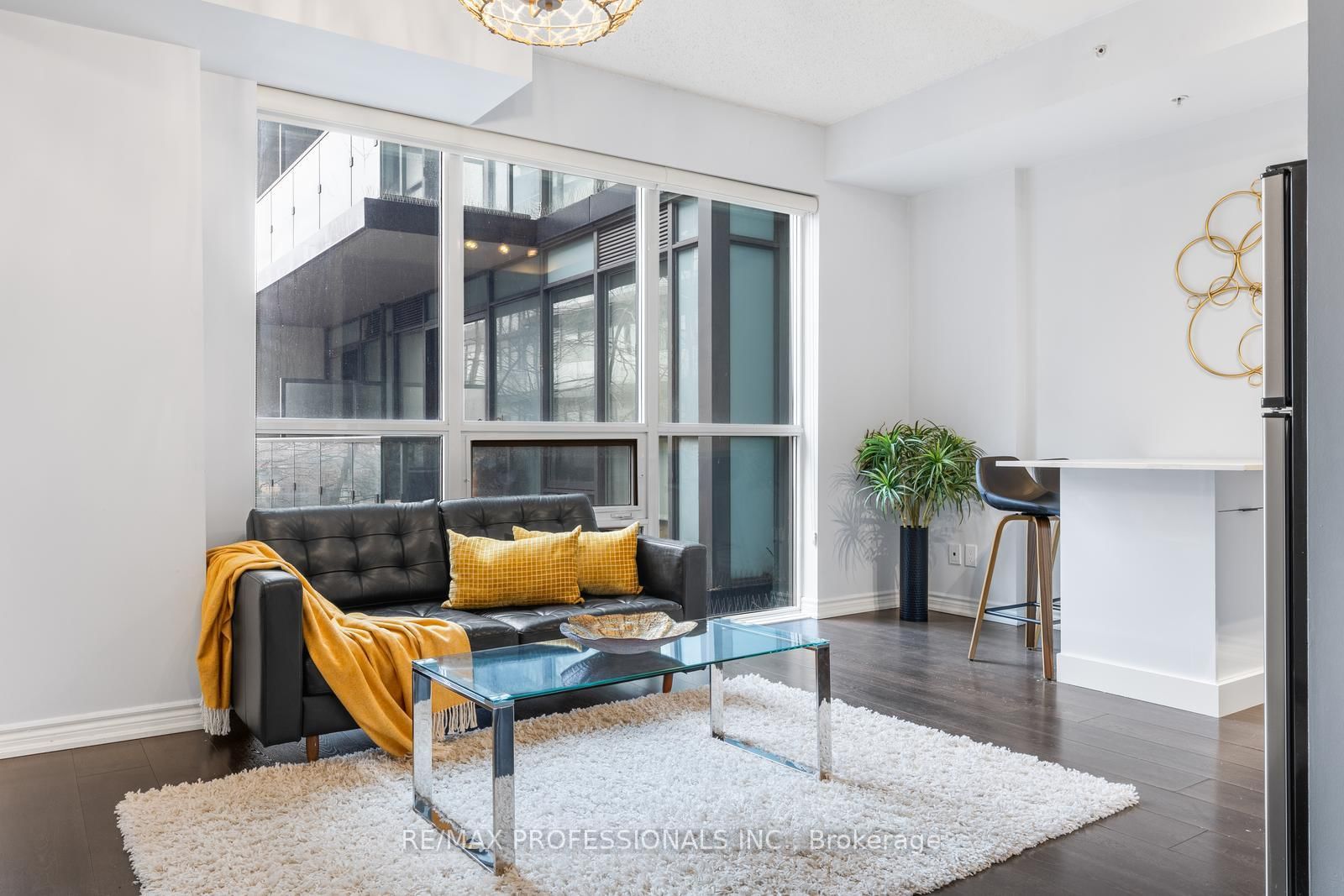 15 James Finlay Way, Unit 723 - Photo 5